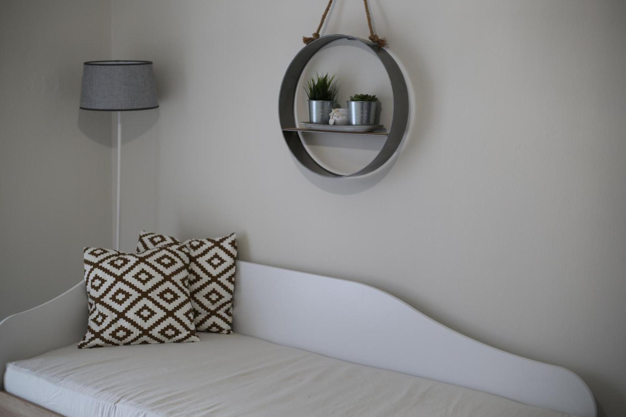 Our Home-Fully Renovated Apartments And Studios By The Sea ニキティ エクステリア 写真